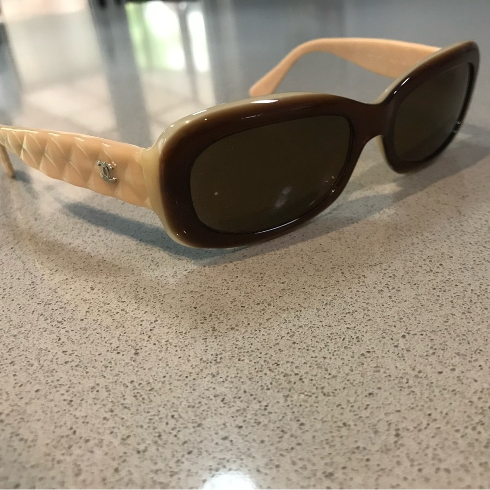 Vintage Chanel glasses - Picture 3 of 4